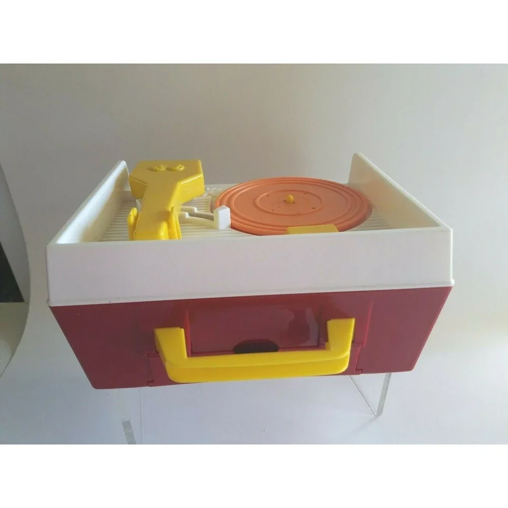 2014 Fisher Price Record Player Music Box w/orange Disk